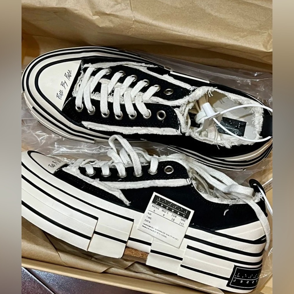 xVessel sneaker converse like design sneaker